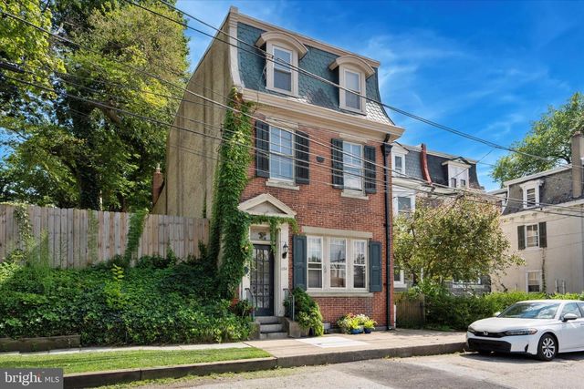 124 E CHESTNUT HILL AVE, Philadelphia, PA 19118