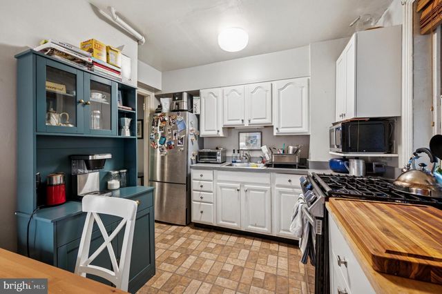 124 E CHESTNUT HILL AVE, Philadelphia, PA 19118