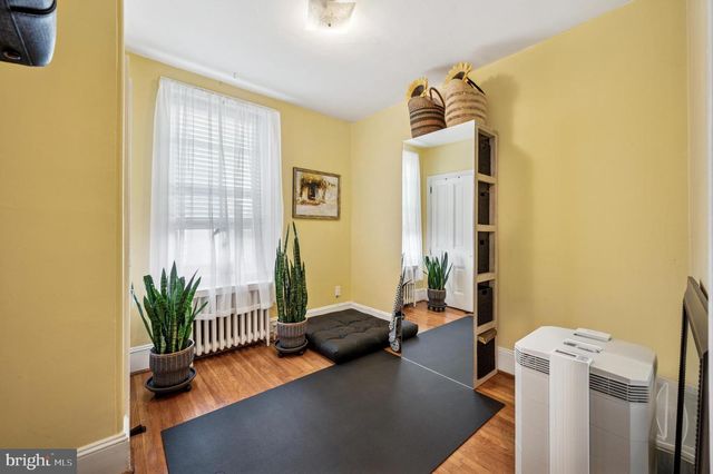 124 E CHESTNUT HILL AVE, Philadelphia, PA 19118