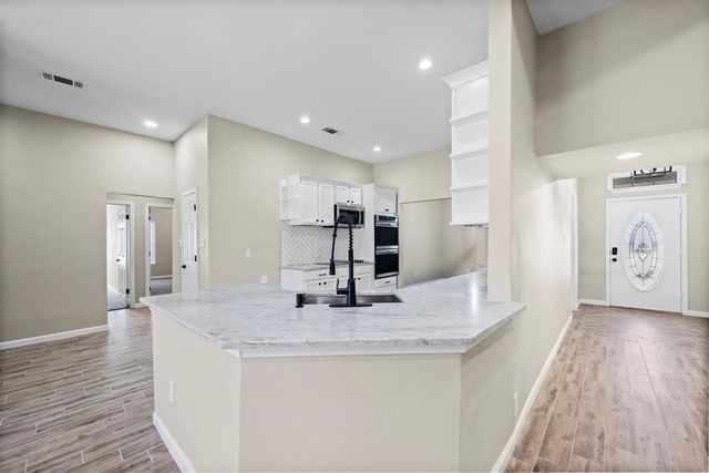 894 Tate Street, Mansfield, TX 76063