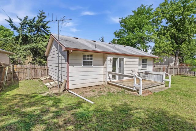 6538 N Longmont St, Park City, KS 67219