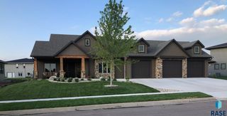 1408 S Sugar Maple Dr Drive, Sioux Falls, SD 57110