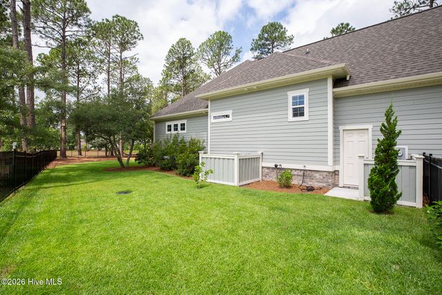 698 Breezewood Drive SE, Bolivia, NC 28422