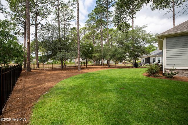698 Breezewood Drive SE, Bolivia, NC 28422