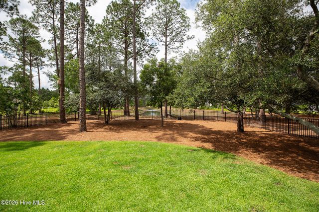 698 Breezewood Drive SE, Bolivia, NC 28422