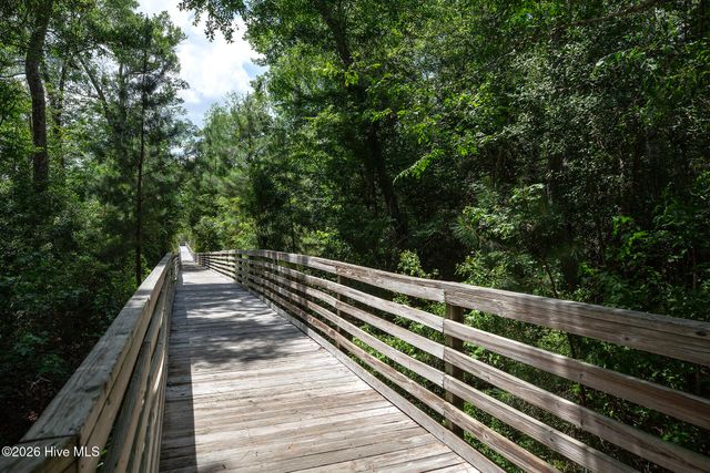 698 Breezewood Drive SE, Bolivia, NC 28422
