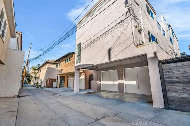 15 69th Place, Long Beach, CA 90803