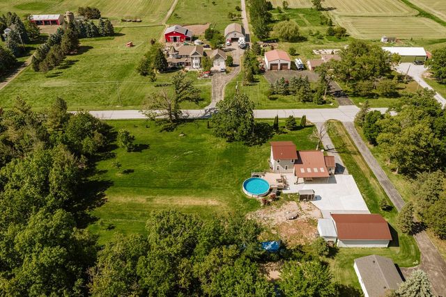11239 W 5 Mile ROAD, Franksville, WI 53126