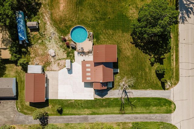 11239 W 5 Mile ROAD, Franksville, WI 53126
