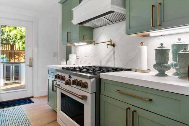 46 Pleasant Street, Los Gatos, CA 95030