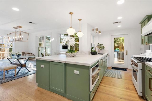 46 Pleasant Street, Los Gatos, CA 95030