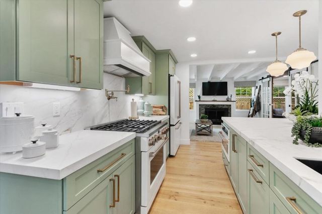 46 Pleasant Street, Los Gatos, CA 95030