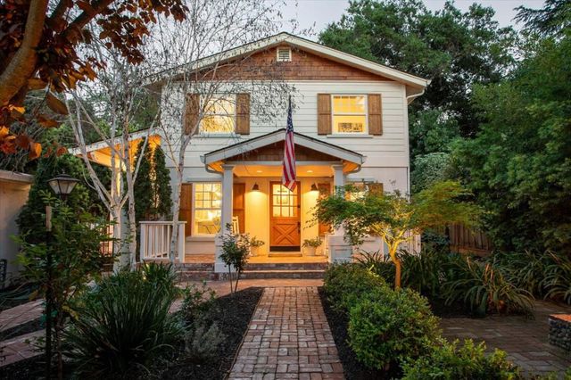 46 Pleasant Street, Los Gatos, CA 95030