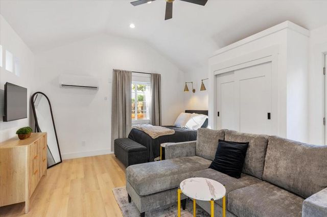 46 Pleasant Street, Los Gatos, CA 95030