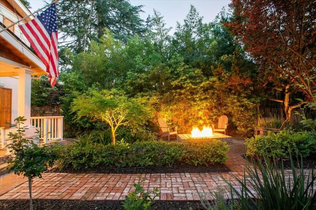 46 Pleasant Street, Los Gatos, CA 95030