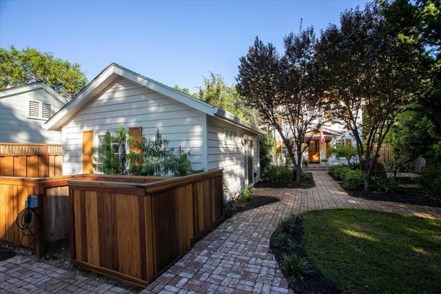 46 Pleasant Street, Los Gatos, CA 95030