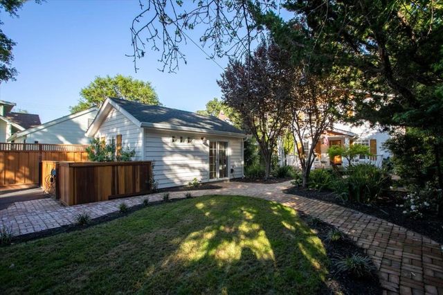 46 Pleasant Street, Los Gatos, CA 95030