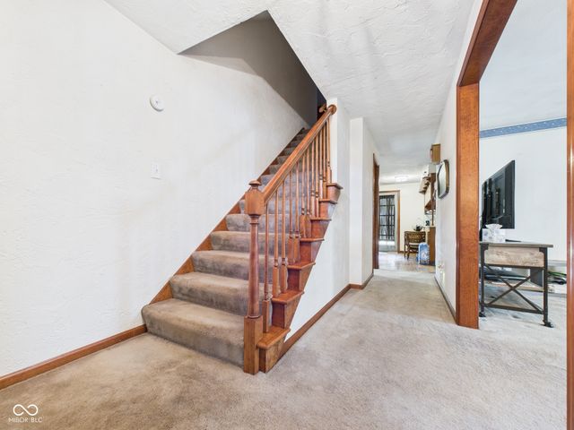 2006 Dena Drive, Anderson, IN 46017