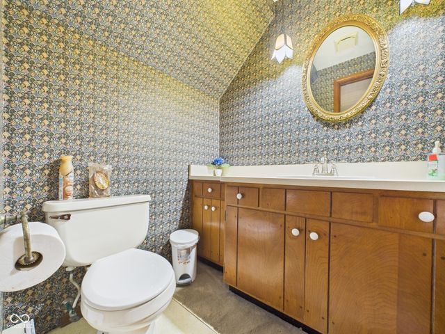 2006 Dena Drive, Anderson, IN 46017