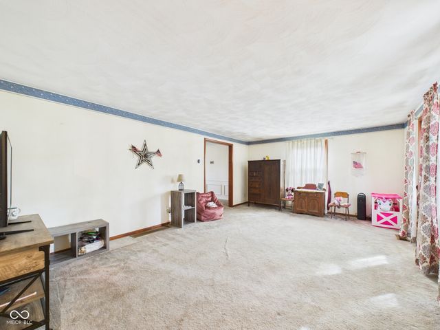 2006 Dena Drive, Anderson, IN 46017