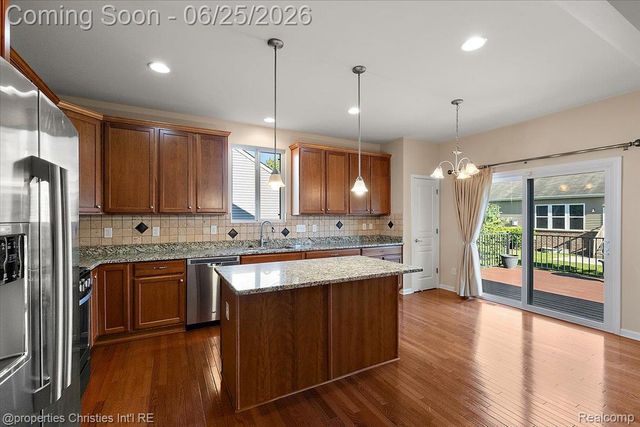 23346 Spring Creek Drive, Macomb Township, MI 48042