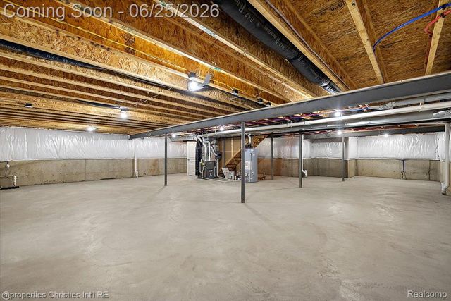 23346 Spring Creek Drive, Macomb Township, MI 48042