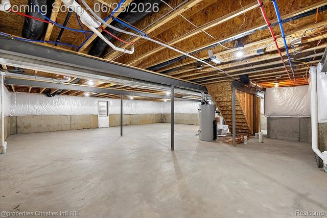 23346 Spring Creek Drive, Macomb Township, MI 48042