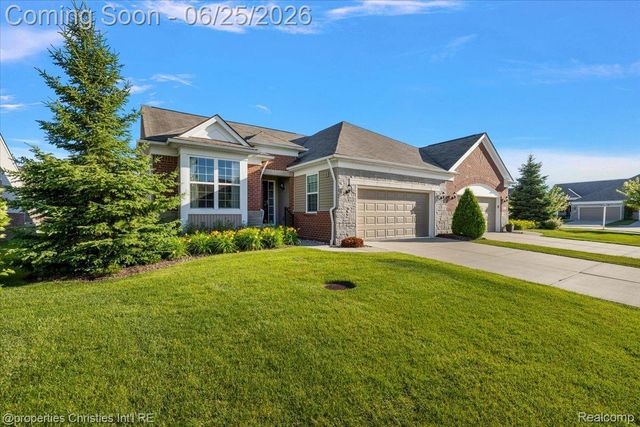 23346 Spring Creek Drive, Macomb Township, MI 48042