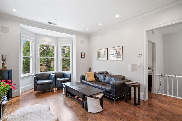 619 Franklin 2, Cambridge, MA 02139