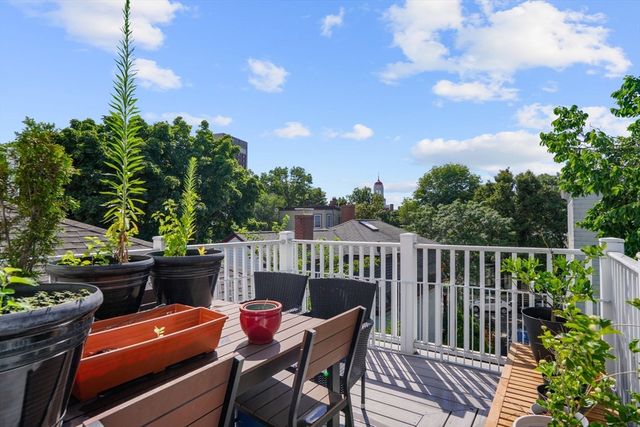 619 Franklin 2, Cambridge, MA 02139
