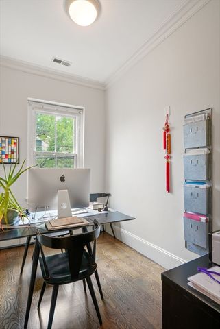 619 Franklin 2, Cambridge, MA 02139