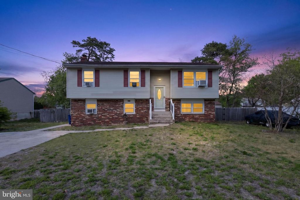 103 CHEROKEE DR, Browns Mills, NJ 08015