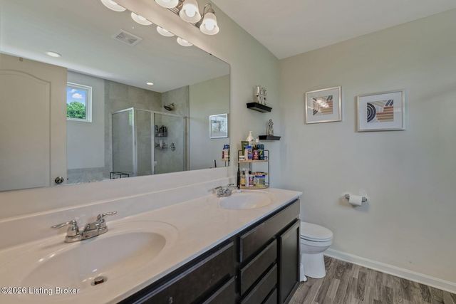 11711 Beacon Ct, Louisville, KY 40299