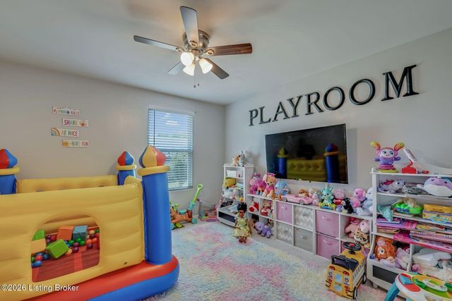 11711 Beacon Ct, Louisville, KY 40299