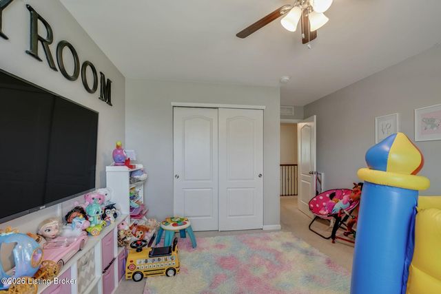 11711 Beacon Ct, Louisville, KY 40299