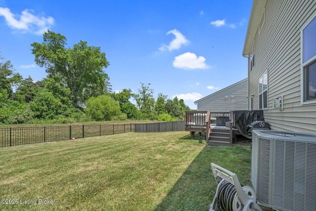 11711 Beacon Ct, Louisville, KY 40299