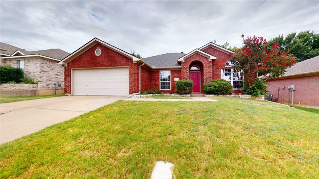 4914 Saddlehorn Drive, Arlington, TX 76017