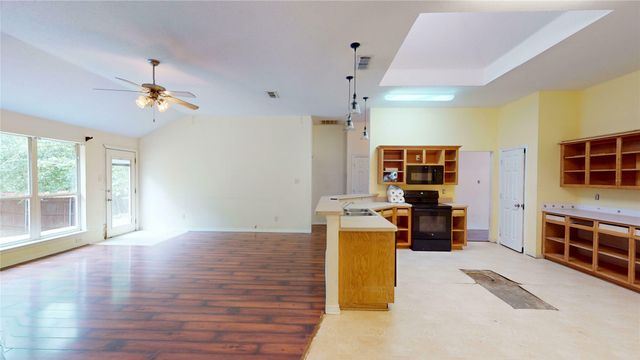 4914 Saddlehorn Drive, Arlington, TX 76017