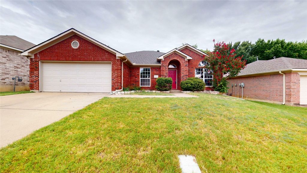 4914 Saddlehorn Drive, Arlington, TX 76017