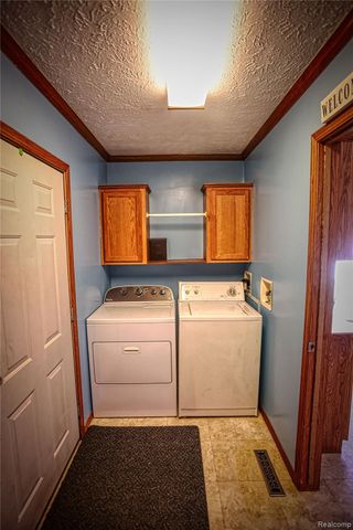 280 Pompano Court, Lapeer Township, MI 48446