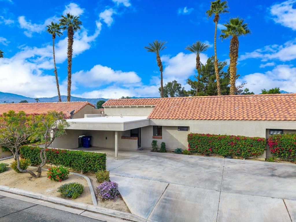 Image 2 of property listing at 40523 Preston Trail, Palm Desert, CA 92211
