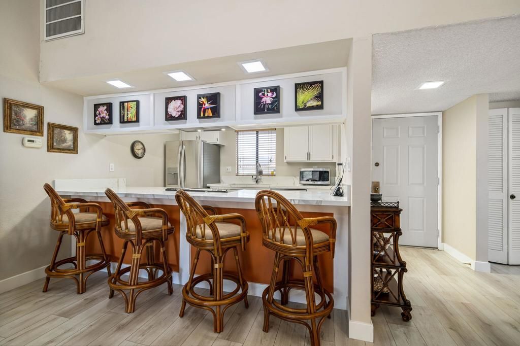 Image 6 of property listing at 40523 Preston Trail, Palm Desert, CA 92211