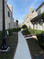 7352 Regency Square Court 7352, Houston, TX 77036