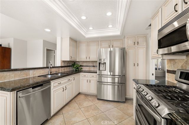 17879 Via La Cresta, Chino Hills, CA 91709