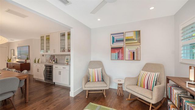 1661 S JEFFERSON AVENUE, Sarasota, FL 34239