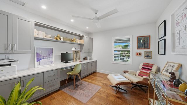 1661 S JEFFERSON AVENUE, Sarasota, FL 34239