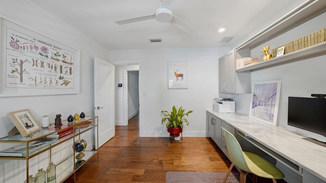 1661 S JEFFERSON AVENUE, Sarasota, FL 34239