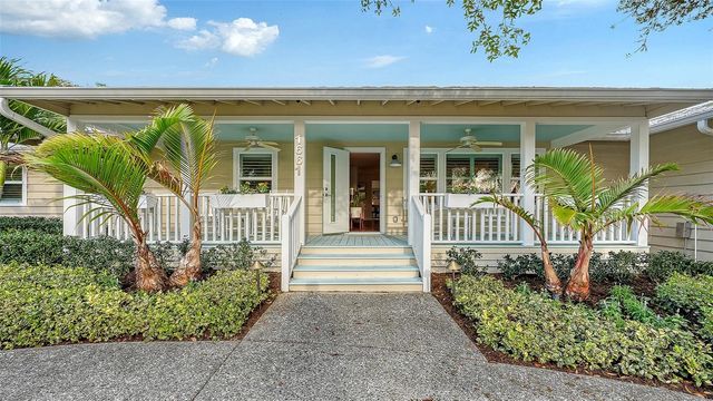 1661 S JEFFERSON AVENUE, Sarasota, FL 34239