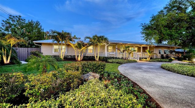 1661 S JEFFERSON AVENUE, Sarasota, FL 34239