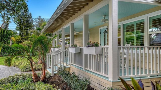 1661 S JEFFERSON AVENUE, Sarasota, FL 34239